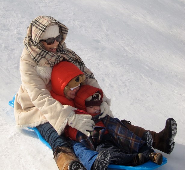 3 Amigos Sledding