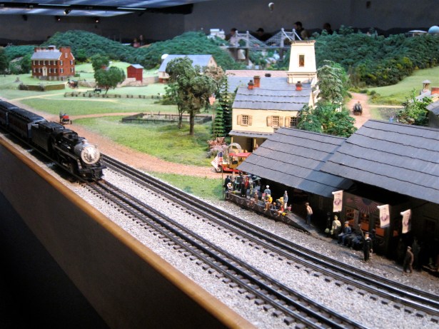 Carnegie Mellon Science Center Miniature Train Set-up